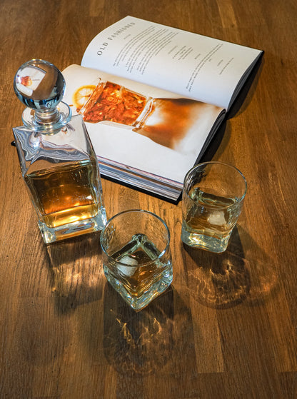 The Cocktail Bible - Zilver